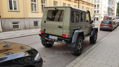 Mercedes gelendvagen 4x4x2 (3).jpg